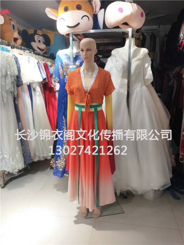 定制的藝術(shù)生考級服裝